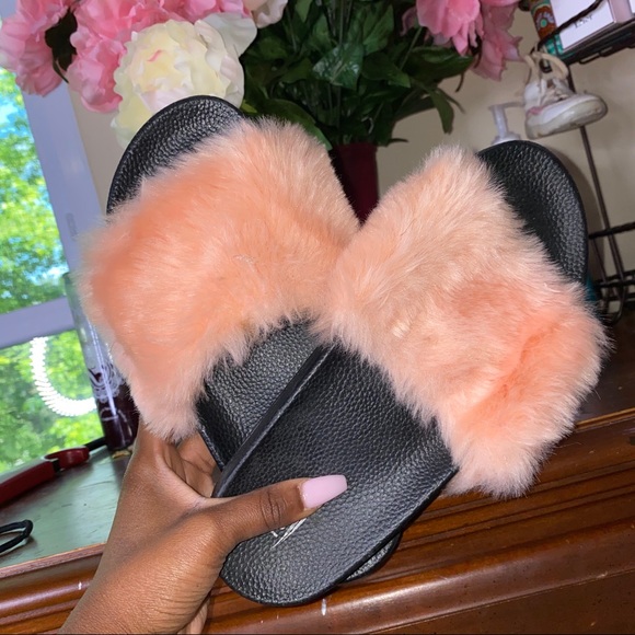 Shoes - Fur Slides